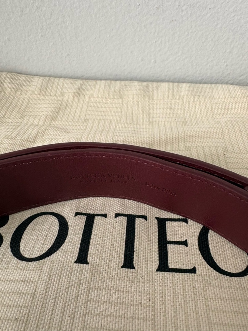 Bottega Veneta Burgundy Woven Leather Belt with Gold Key Accent - Picture 5 of 7